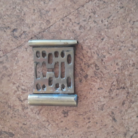 Vintage brass candlestick with butterfly reflector. - Picture 9 of 16